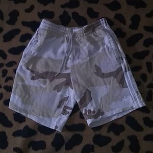 Adidas original Fleece camo shorts